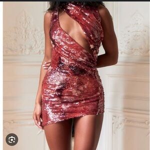 PLT LABEL BURNT ORANGE PATTERNED SEQUIN
ASYMMETRICAL PLUNGE BODYCON DRESS